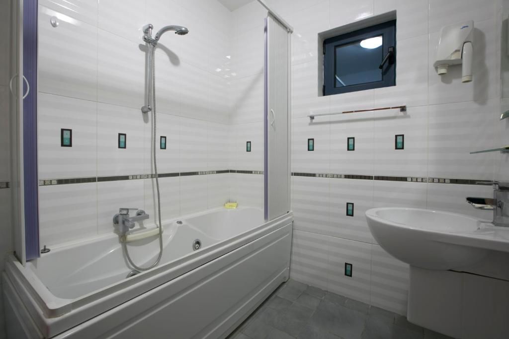 Апартаменты Apartments Plava Villa Свети-Стефан