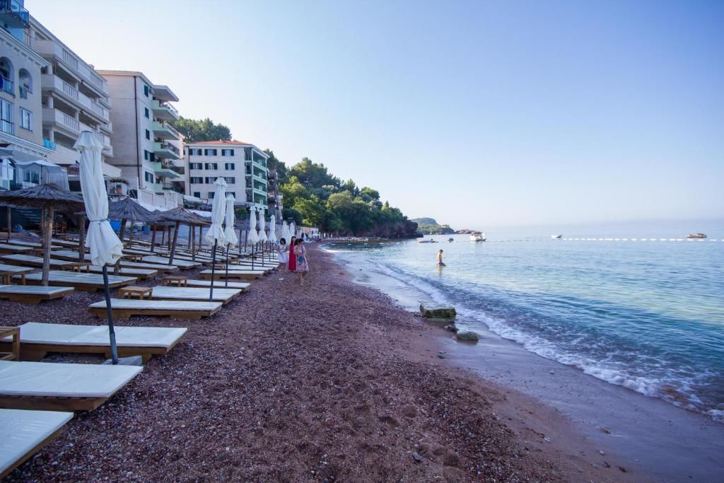 Апартаменты Apartments Plava Villa Свети-Стефан